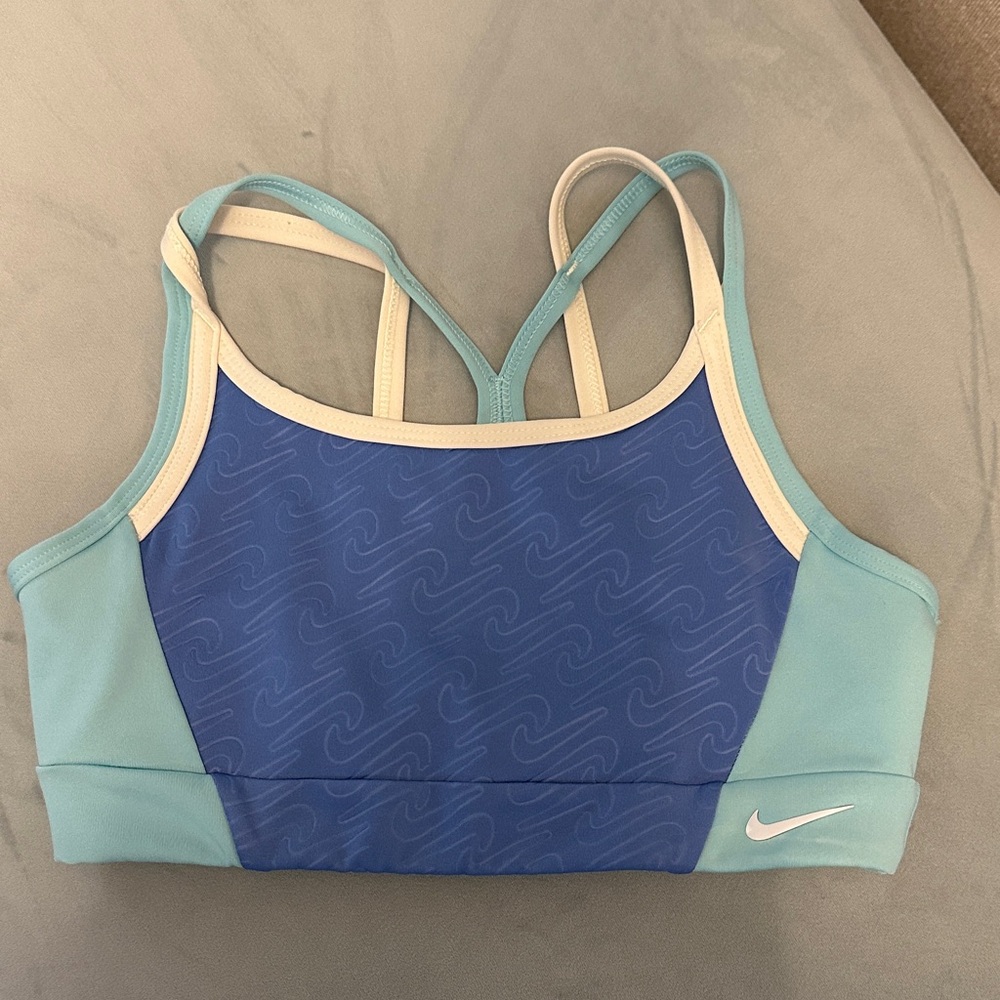 Nike Girl’s Sports Bra